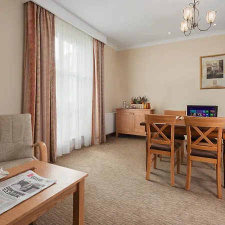 Hotel Sedan - Destigo Sopot