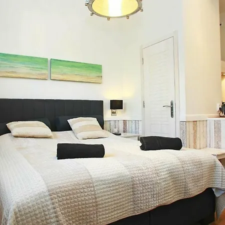 Sedan - Destigo 3* Sopot