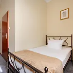 Sedan - Destigo Сопот