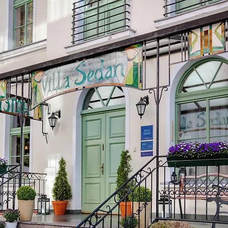 Hotel Sedan - Destigo