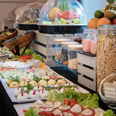 Hotel Sedan - Destigo Zoppot