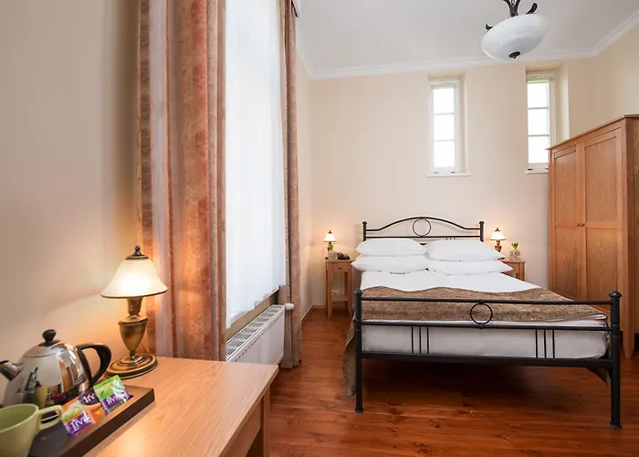 Sedan - Destigo Hotell 2*