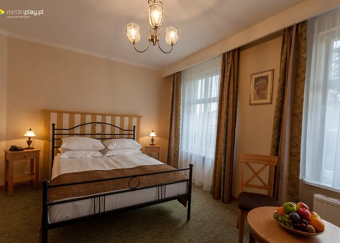 Sedan - Destigo Hotell 2*