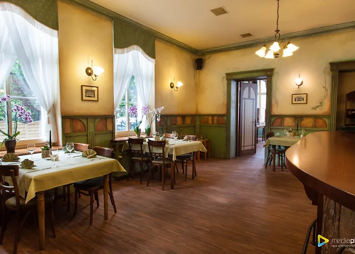 Sedan - Destigo 2* Zoppot