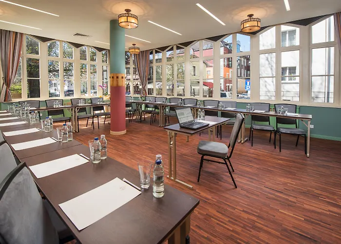 Sedan - Destigo Hotell Sopot