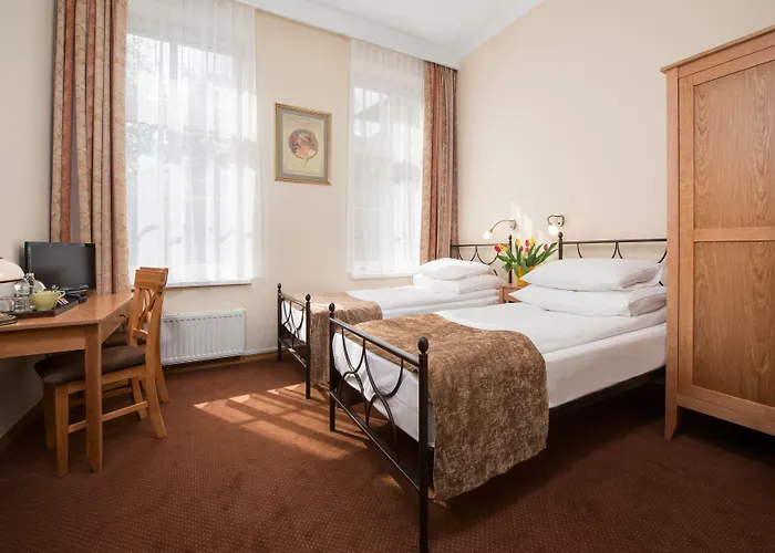 Hotell Sedan - Destigo 2*