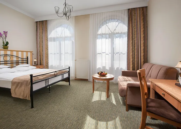 Sedan - Destigo Hotell Sopot