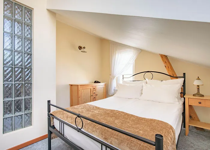 Sedan - Destigo Hotell 2*