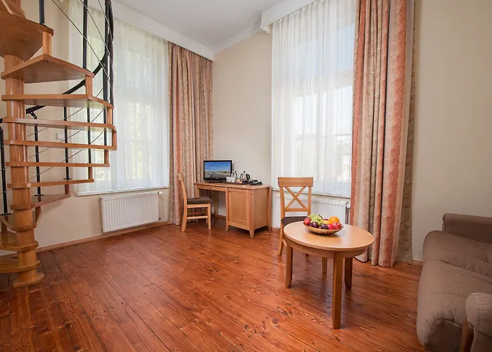 Sedan - Destigo Hotell